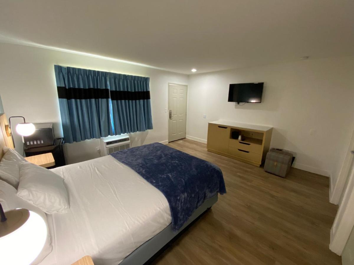 Motel Salt Air 2*