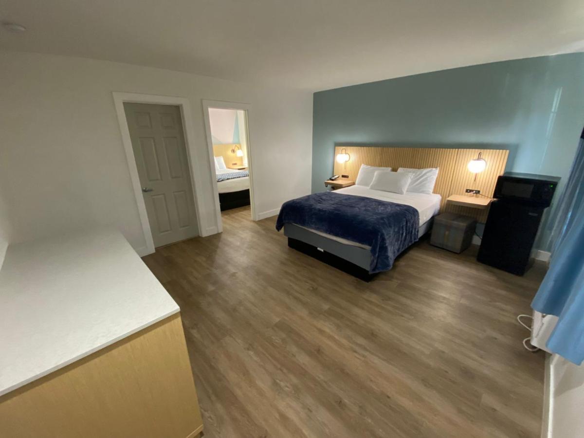 Salt Air Motel 2*
